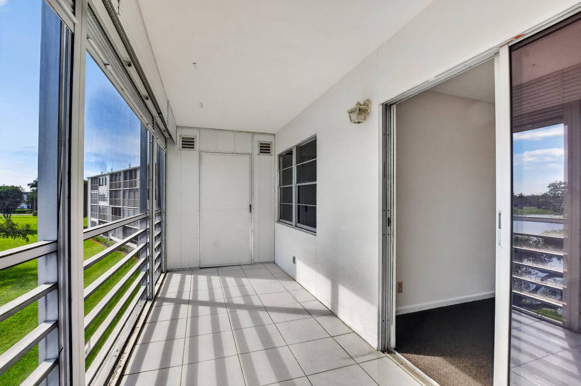 3010 Guildford A, Boca Raton, FL 33434 Screened Patio