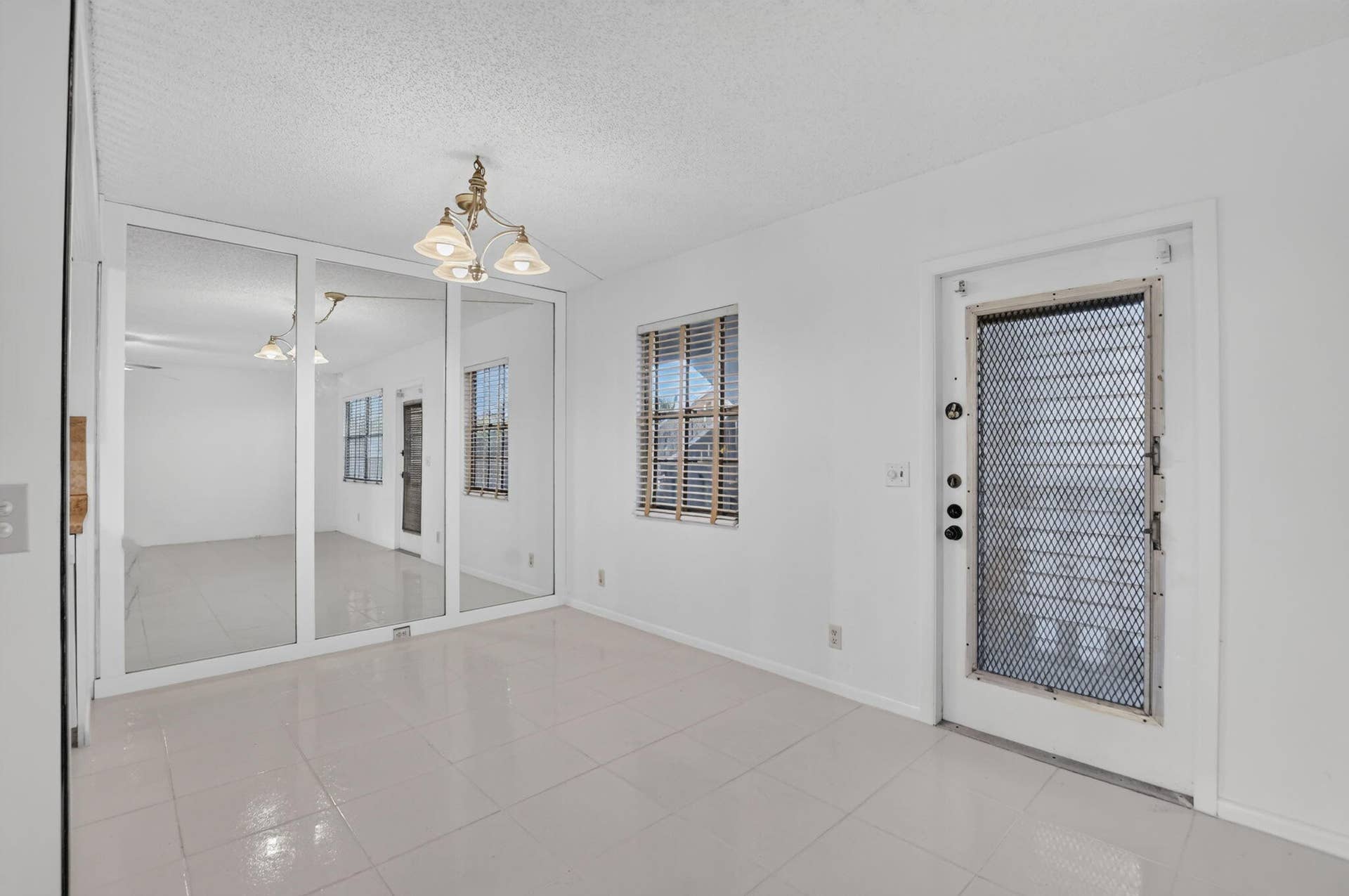 3010 Guildford A, Boca Raton, FL 33434 Dining Area