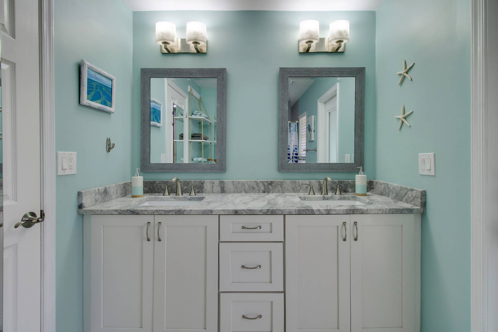 Guest & Cabana Bathroom
