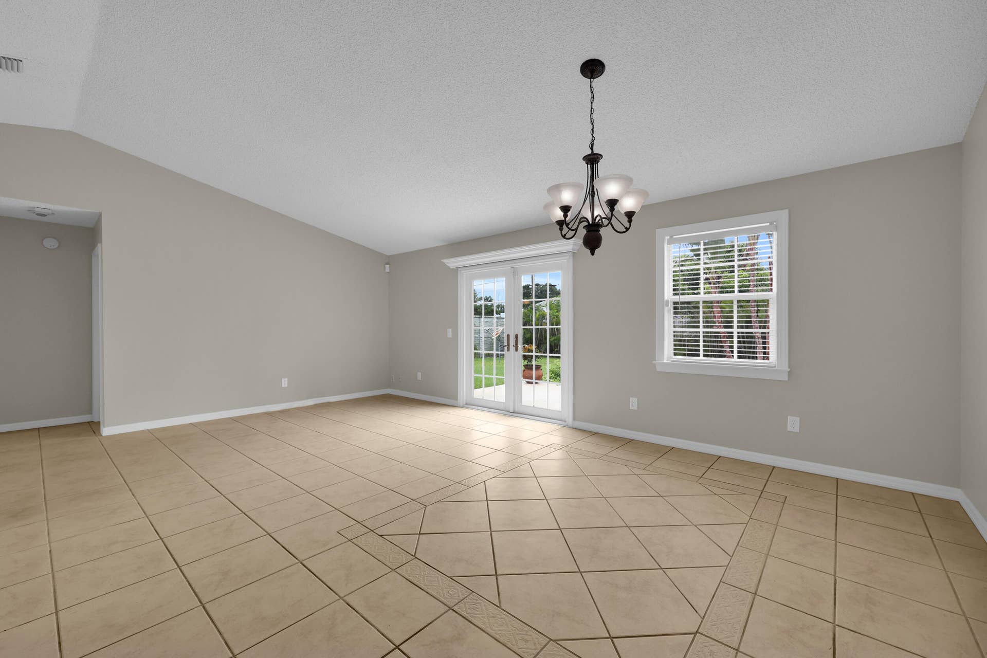 351 SW Dwight Avenue, Port St Lucie, FL 34983 351 sw dwight ave - 12