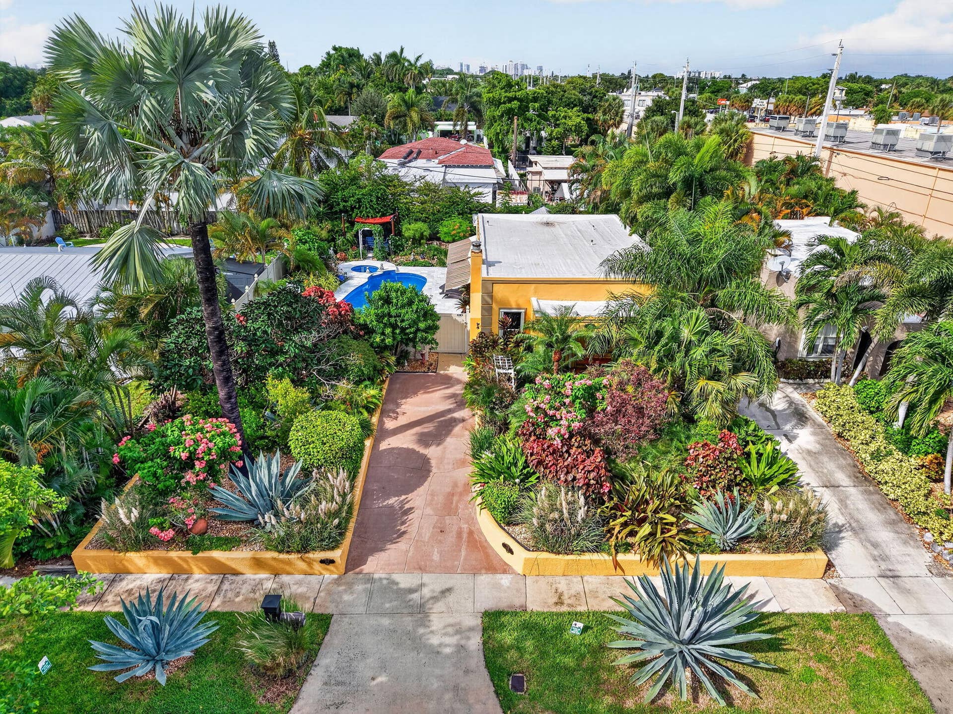 11-web-or-mls-DJI_20261002154349_0904_D
