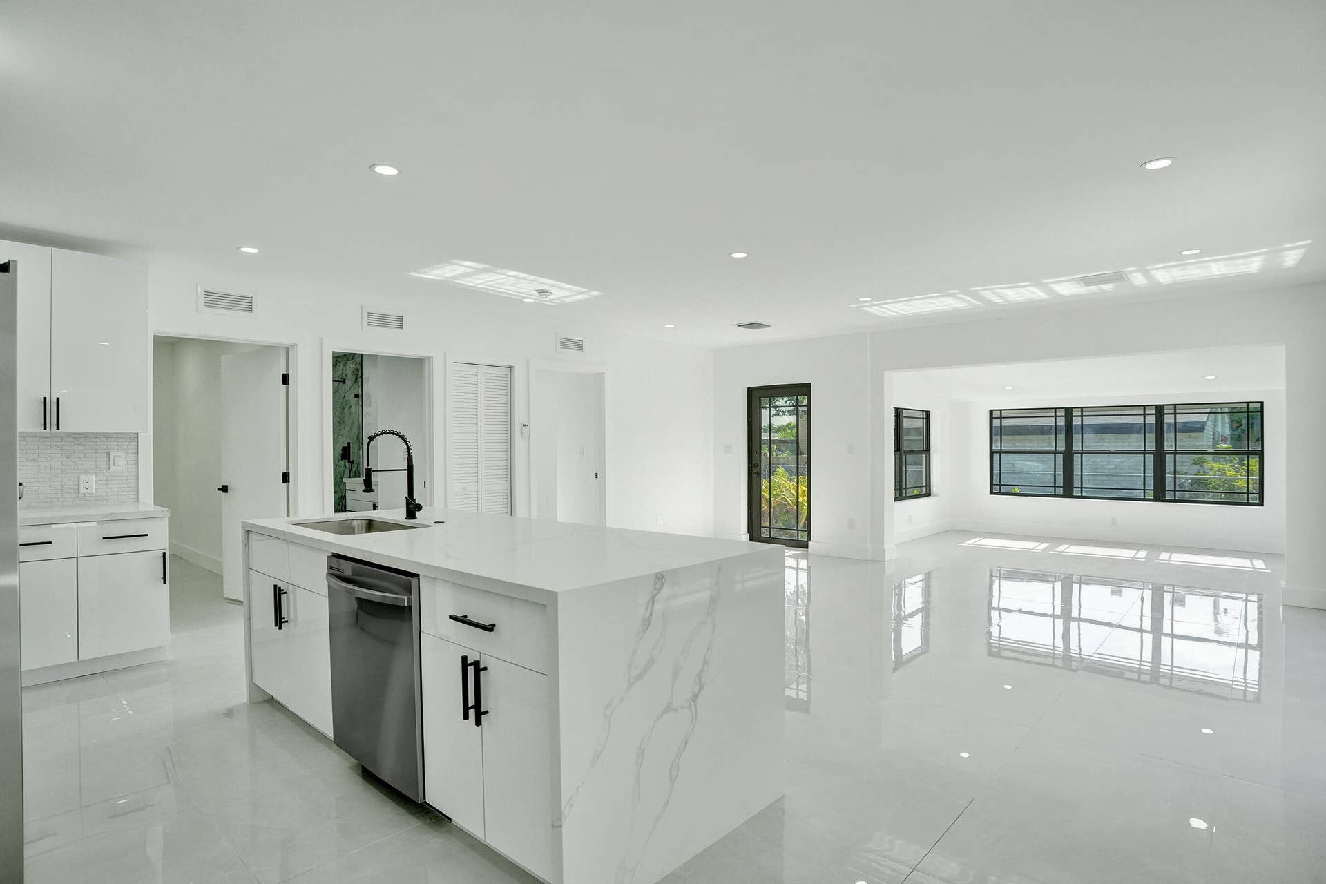 3234 TAFT Street, Hollywood, FL 33021 DSC08470