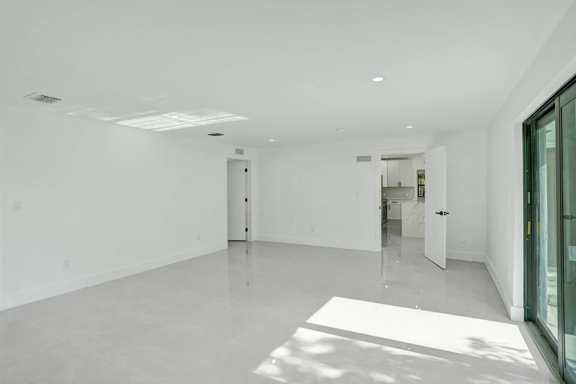 3234 TAFT Street, Hollywood, FL 33021 DSC08476 (1)