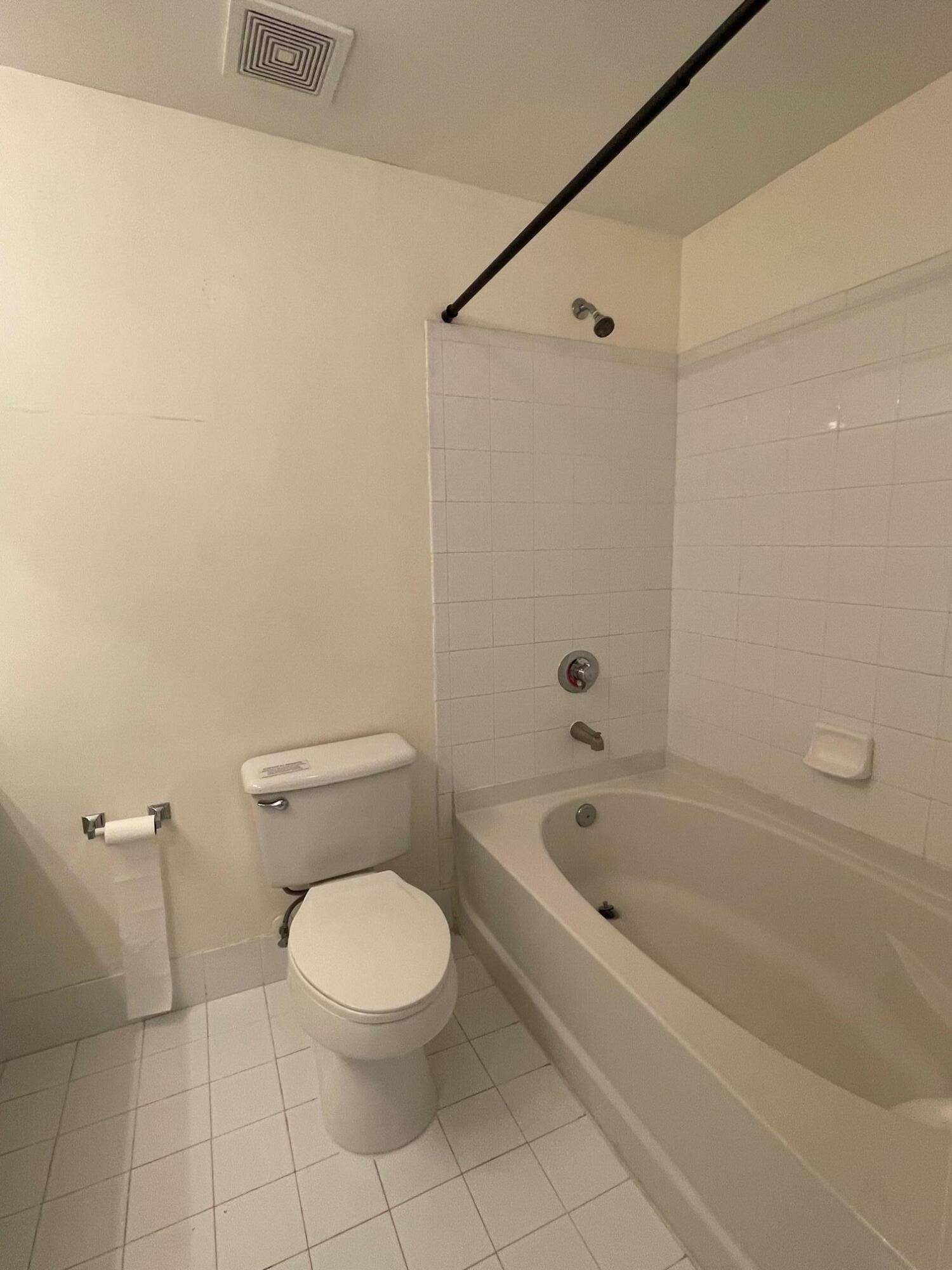 5920 W SAMPLE Road, #203, Coral Springs, FL 33063 IMG_0300