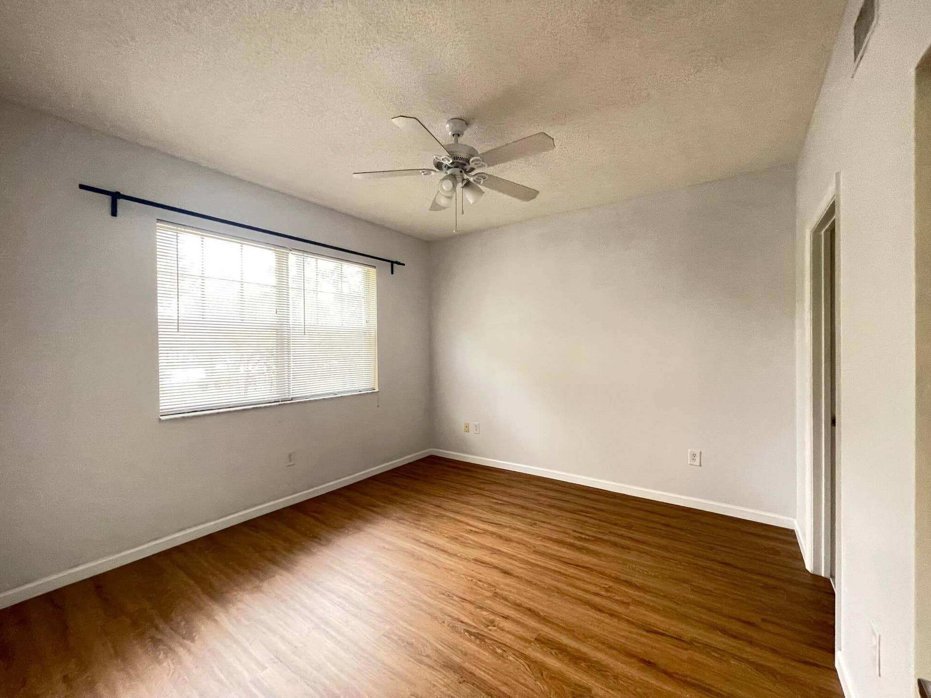 5920 W SAMPLE Road, #203, Coral Springs, FL 33063 IMG_0293