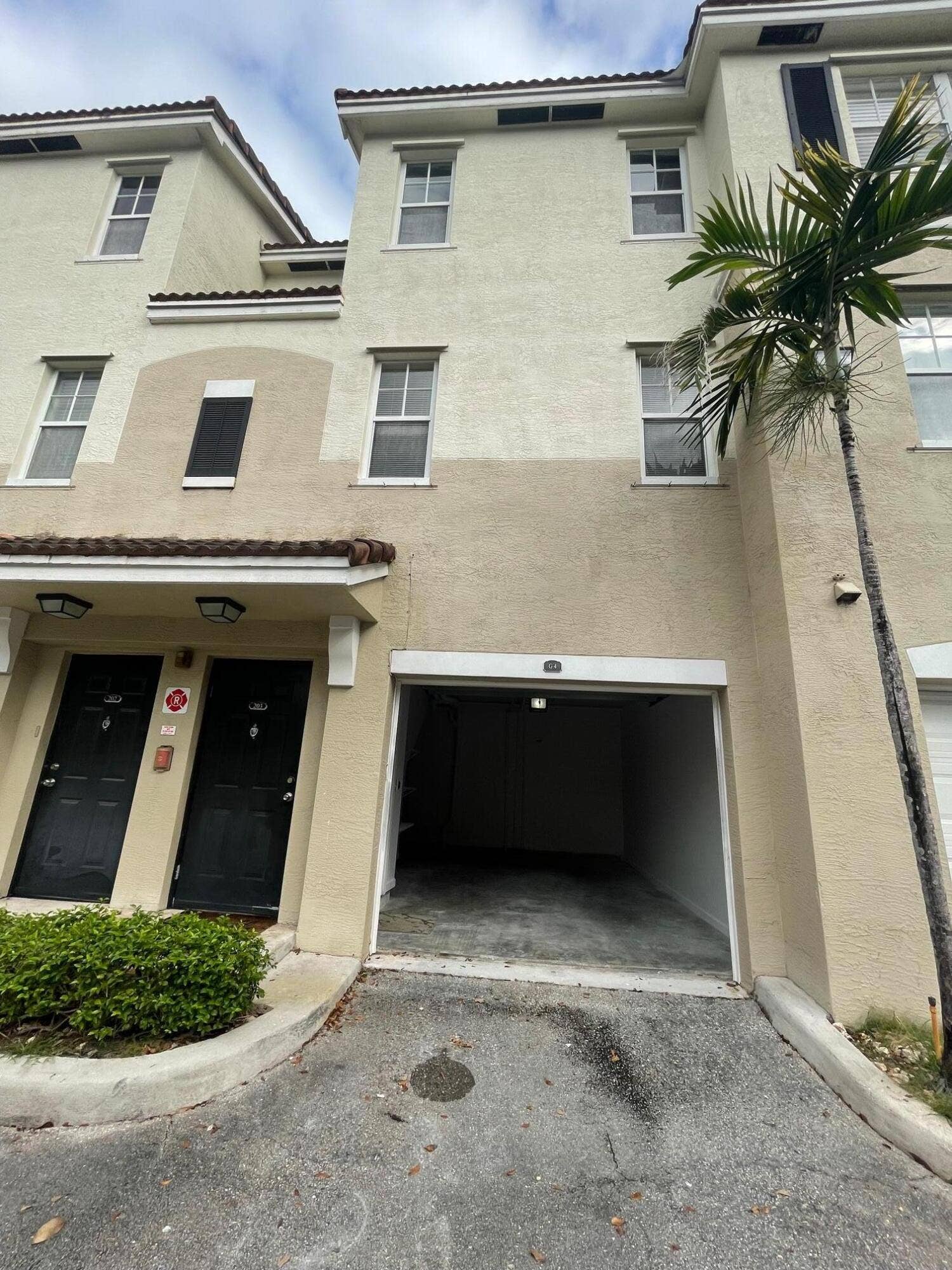 5920 W SAMPLE Road, #203, Coral Springs, FL 33063 IMG_0307