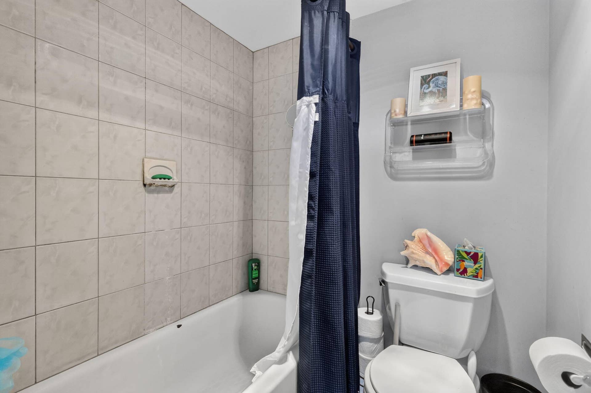 3625 N Country Club Drive, #1807, Aventura, FL 33180 18-web-or-mls-8H3A7022