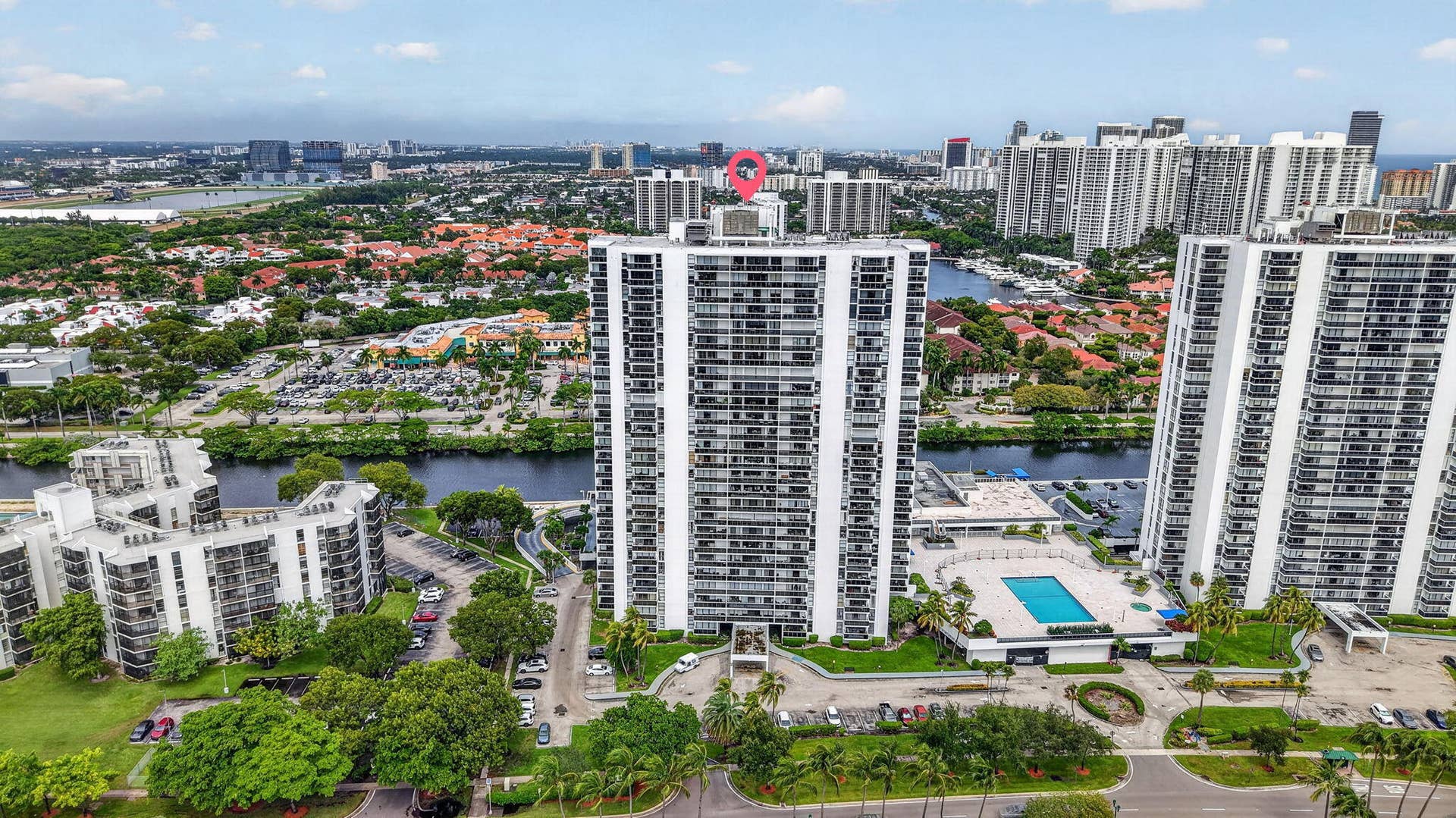 3625 N Country Club Drive, #1807, Aventura, FL 33180 39-web-or-mls-DJI_20261002134659_0052_D