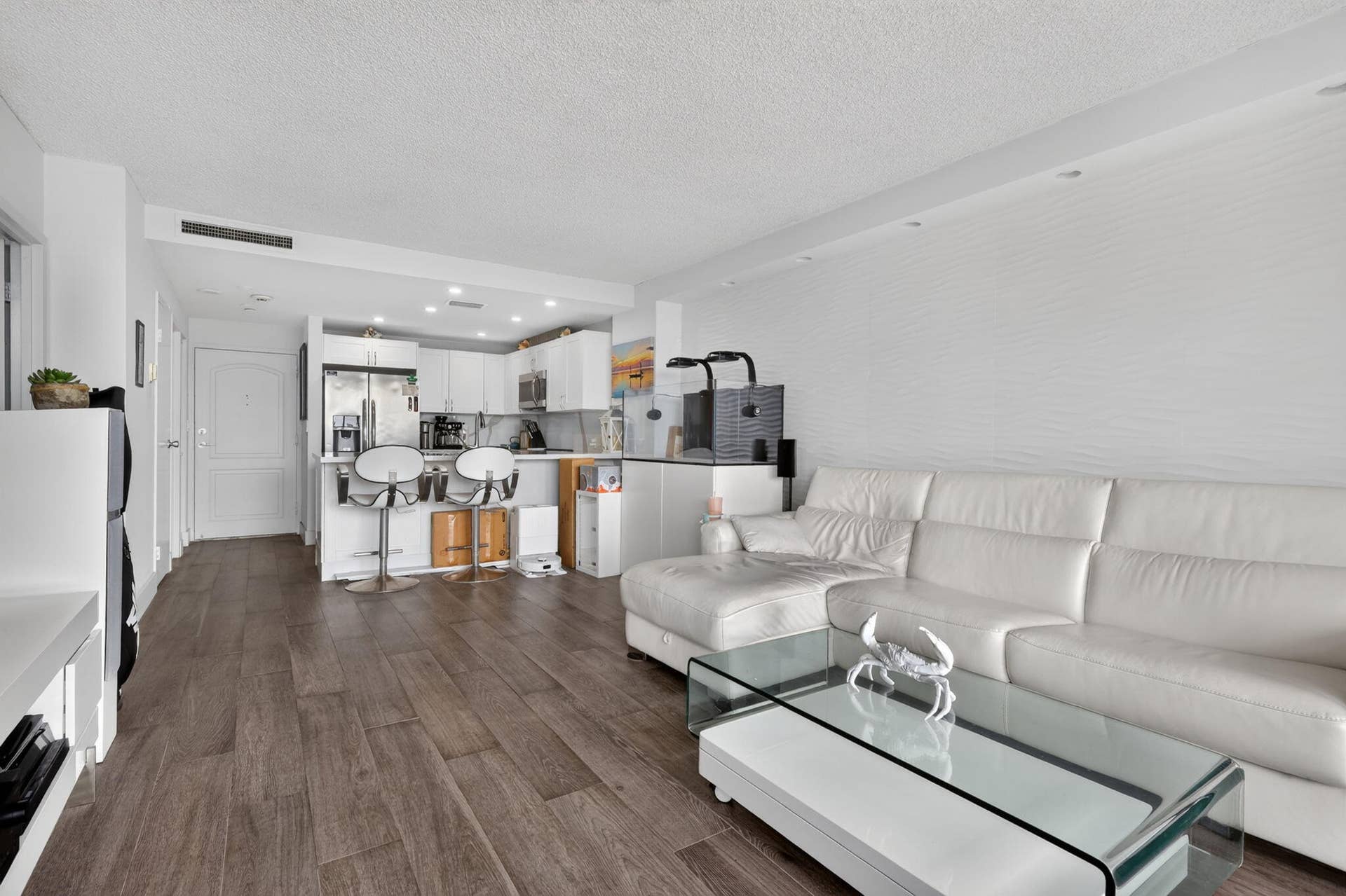 3625 N Country Club Drive, #1807, Aventura, FL 33180 12-web-or-mls-8H3A6977