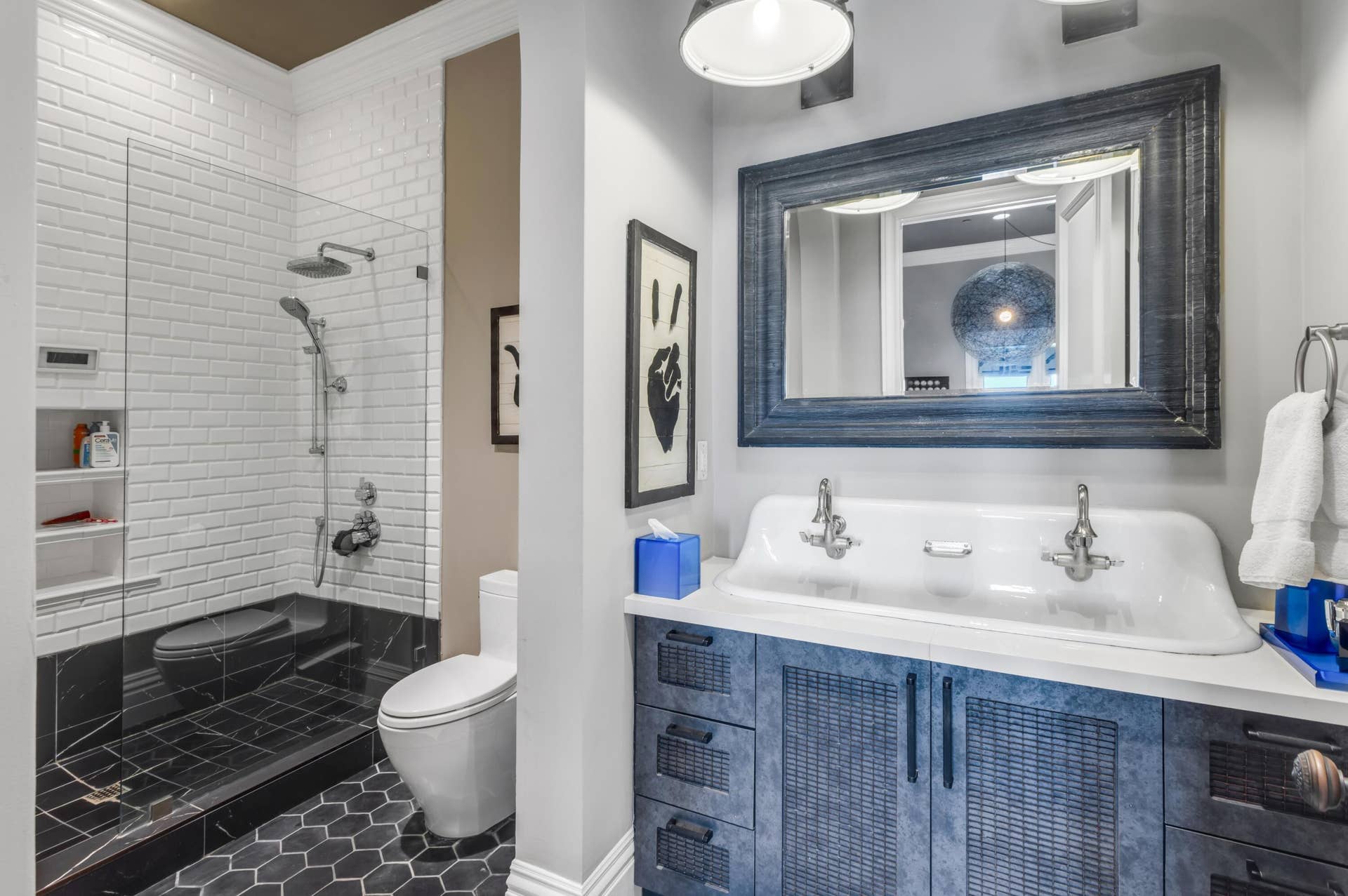 mls_BATHROOM_5_EB