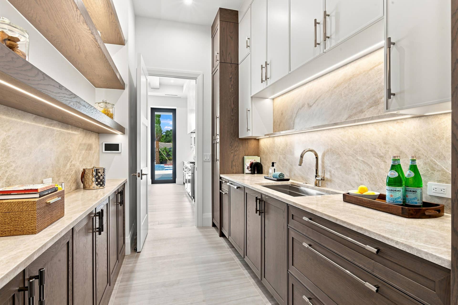 155 Ebbtide Drive, North Palm Beach, FL 33408 PANTRY