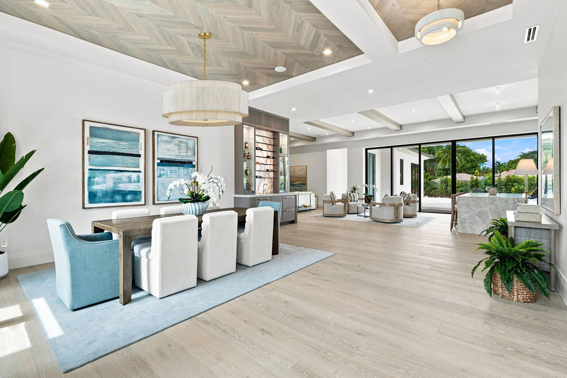 155 Ebbtide Drive, North Palm Beach, FL 33408 DINING ROOM AND FOYER