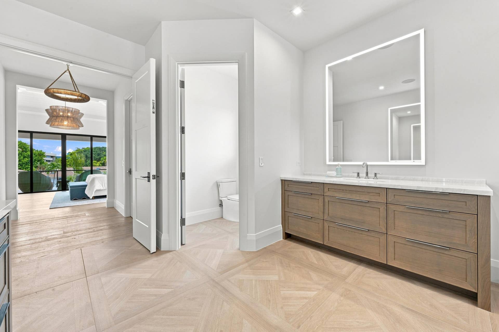 155 Ebbtide Drive, North Palm Beach, FL 33408 SECOND FLOOR PRIMARY BATHROOM