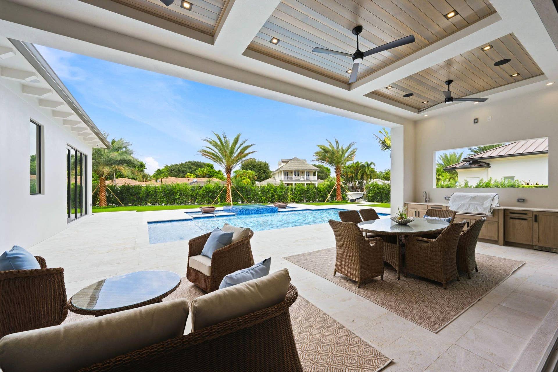 155 Ebbtide Drive, North Palm Beach, FL 33408 COVERED LANAI