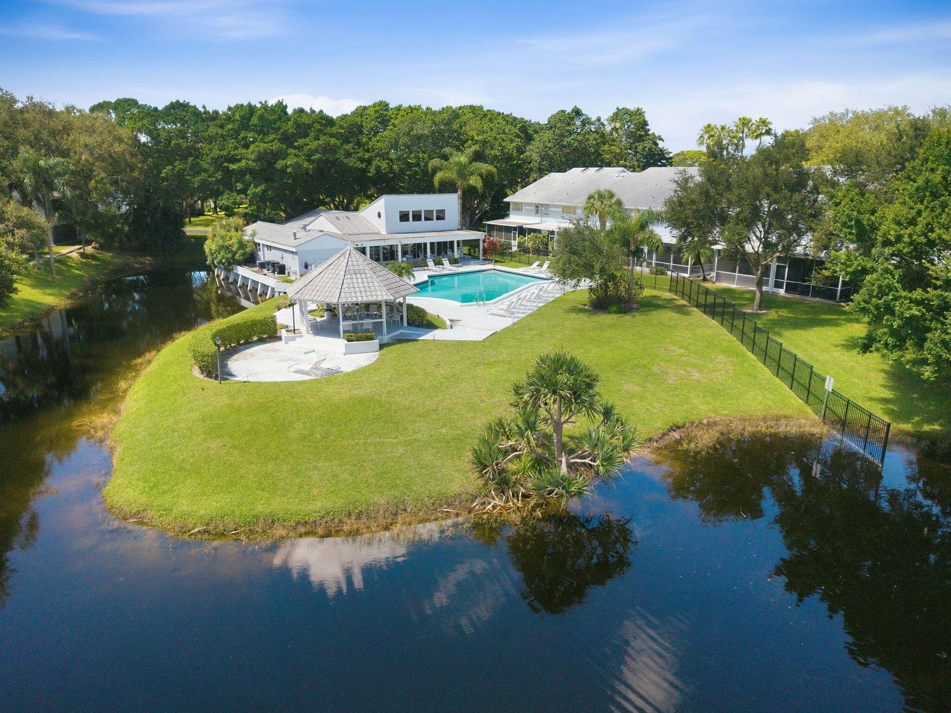 6045 Old Court Road, #401, Boca Raton, FL 33433 29-web-or-mls-AR Media 46
