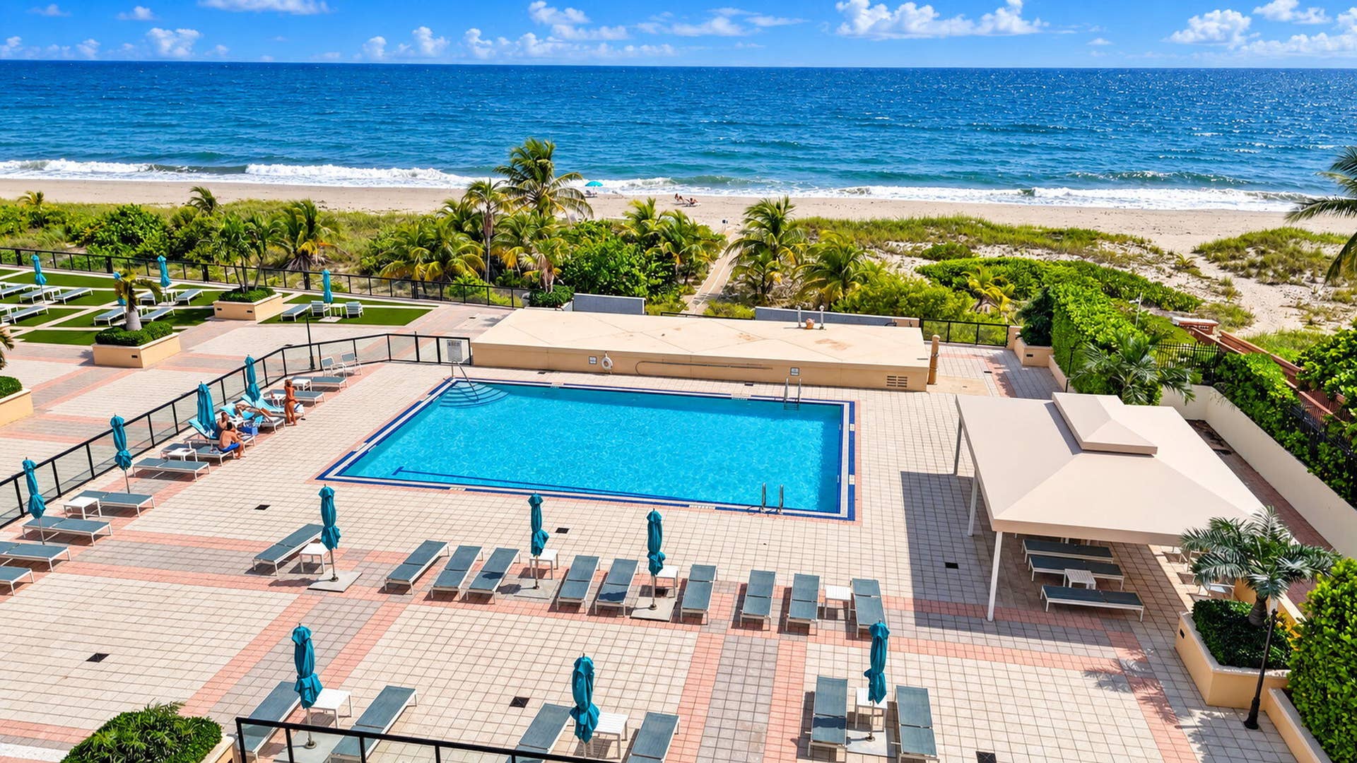 Pool Deck