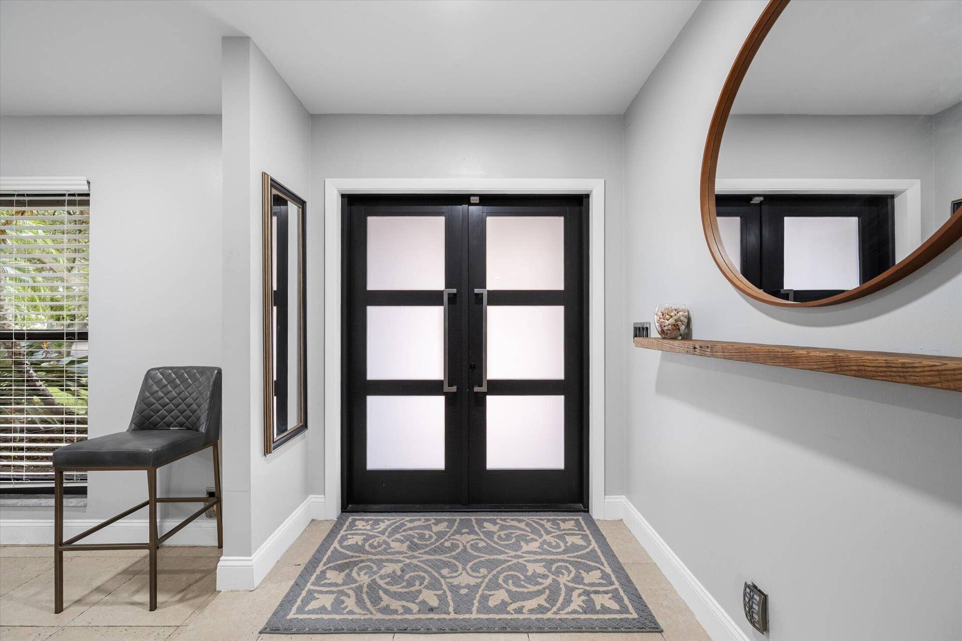 Foyer Entry
