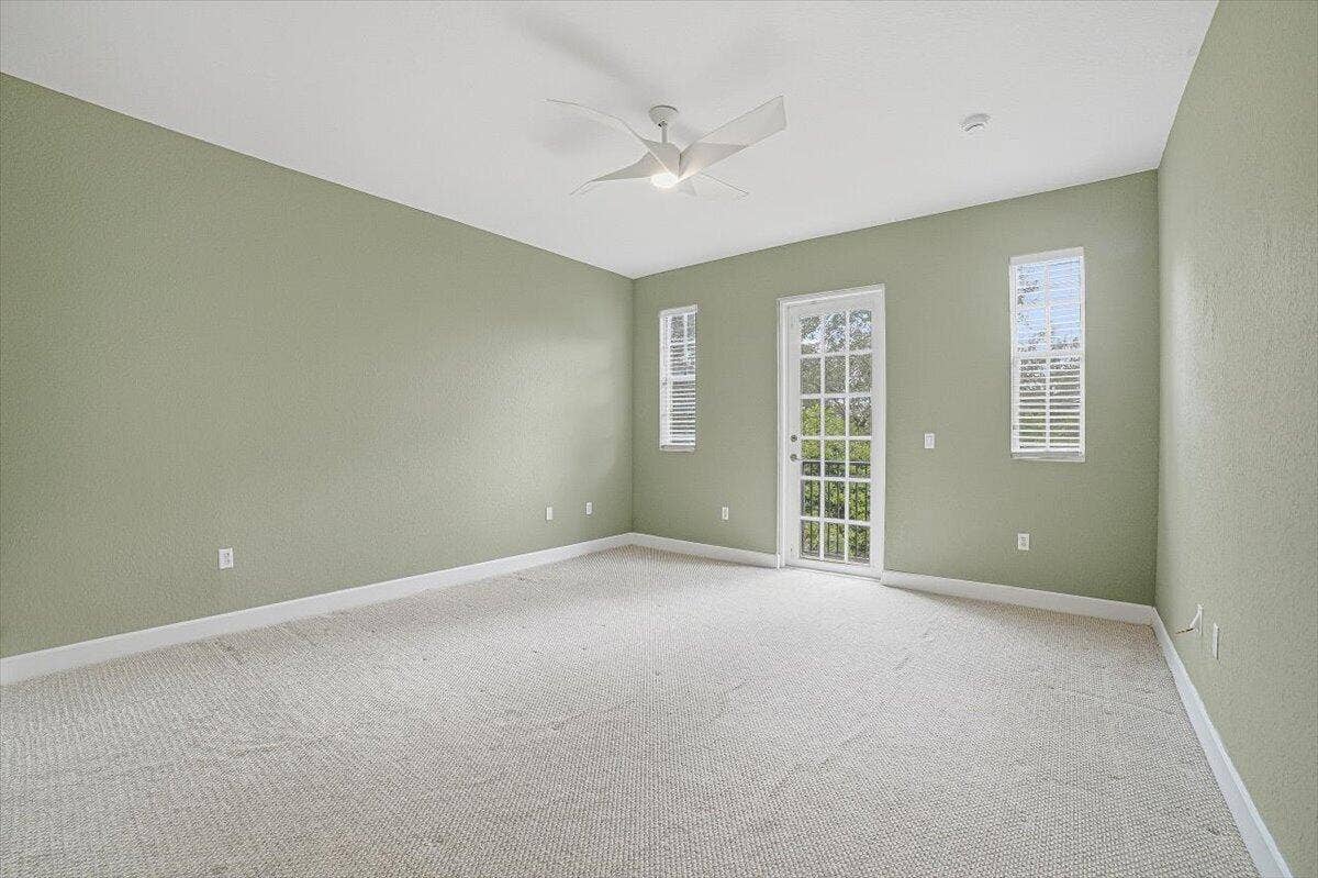 25-Bedroom2