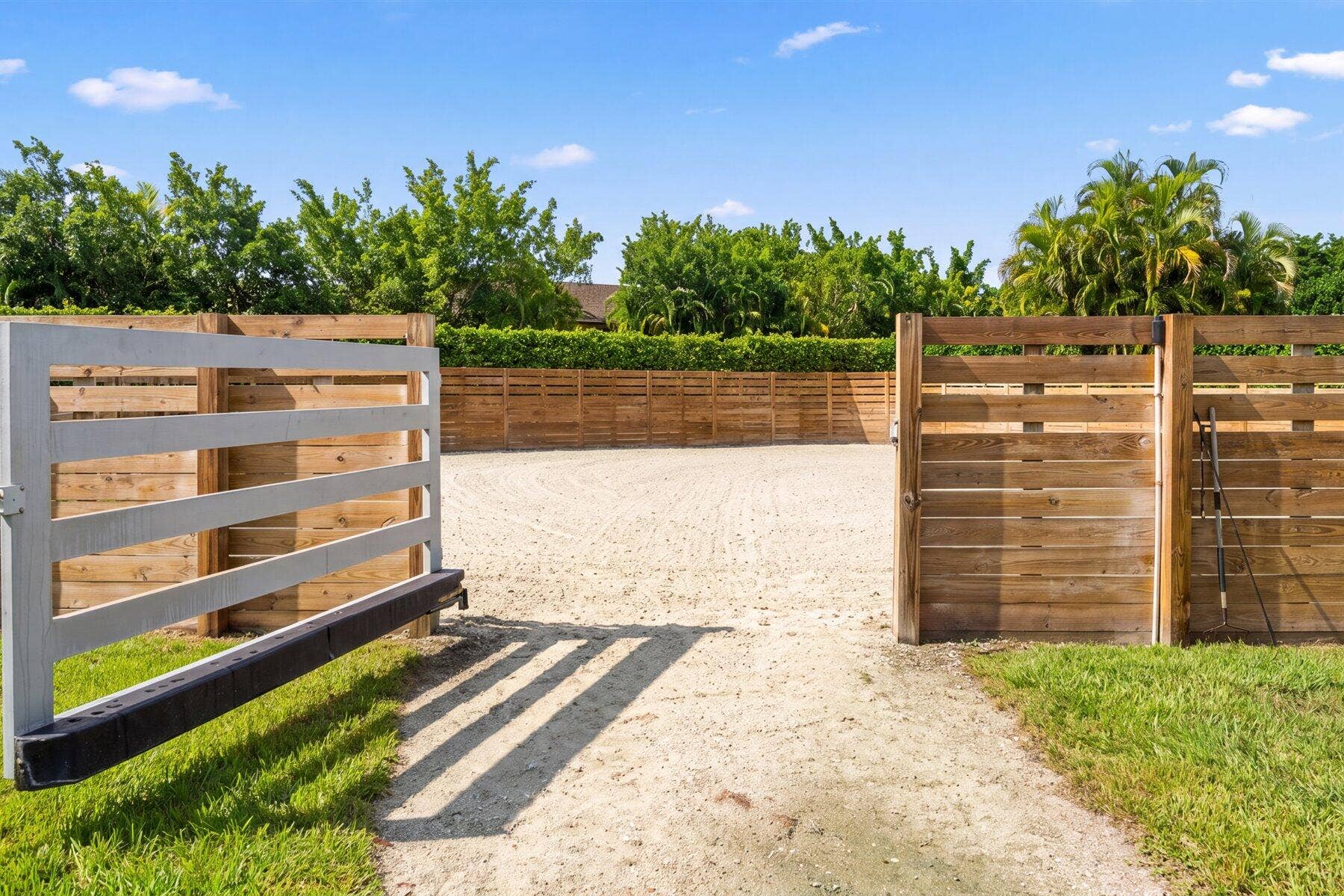 3442 OLDE HAMPTON Drive, Wellington, FL 33414 43-3442 Old Hampton Dr