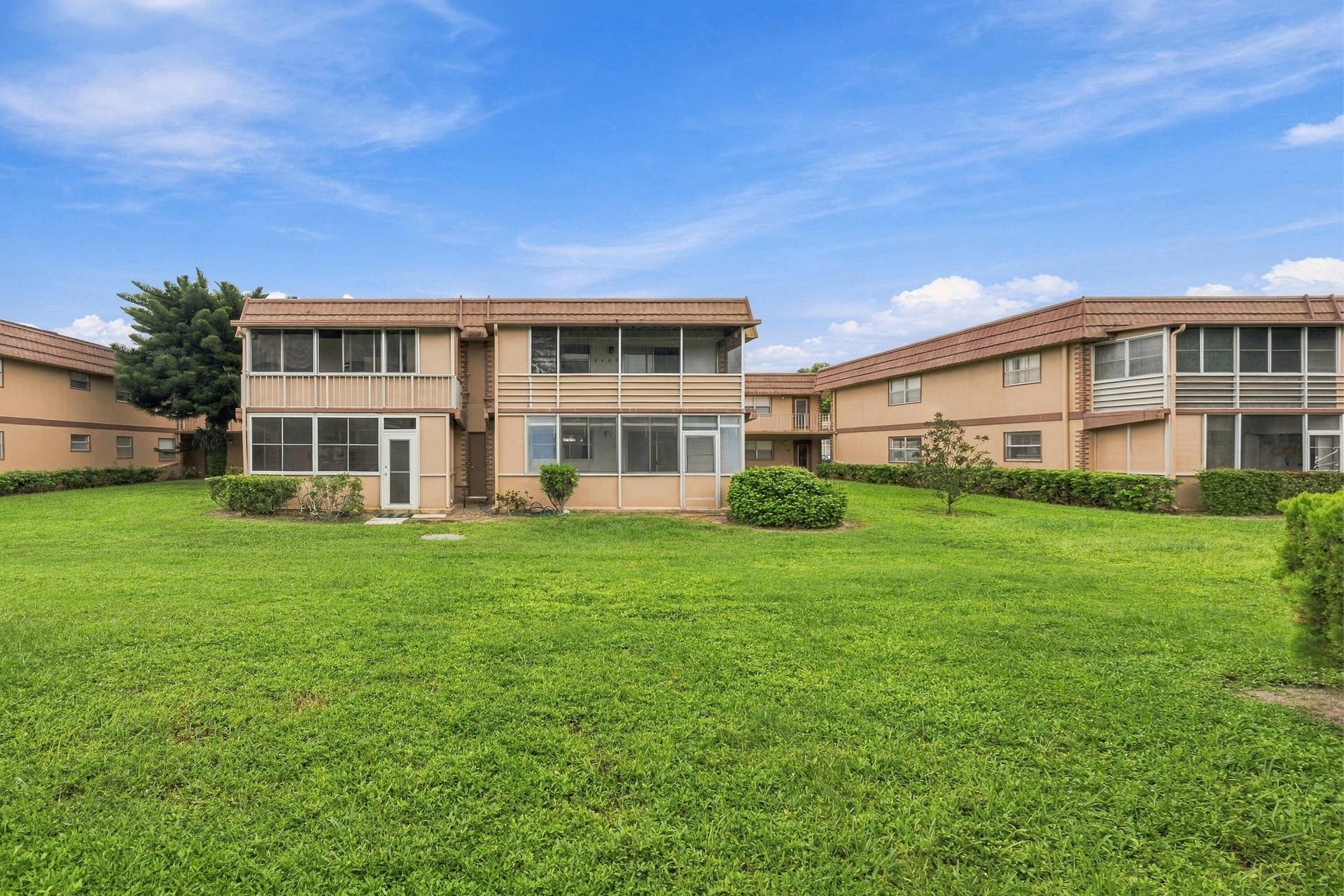 592 BRITTANY M Drive, Delray Beach, FL 33446 25_dsc_9943
