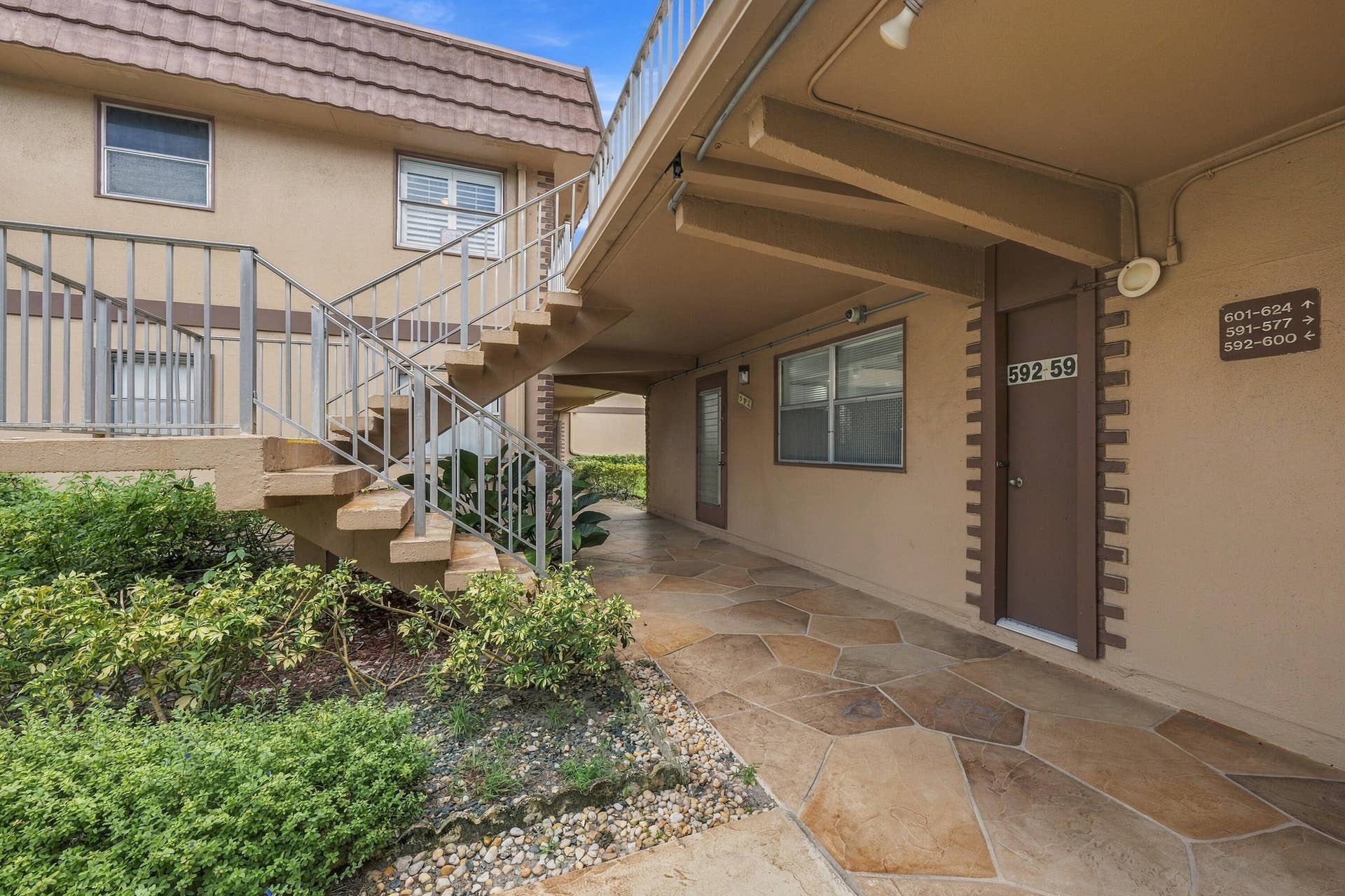 592 BRITTANY M Drive, Delray Beach, FL 33446 04_dsc_9963