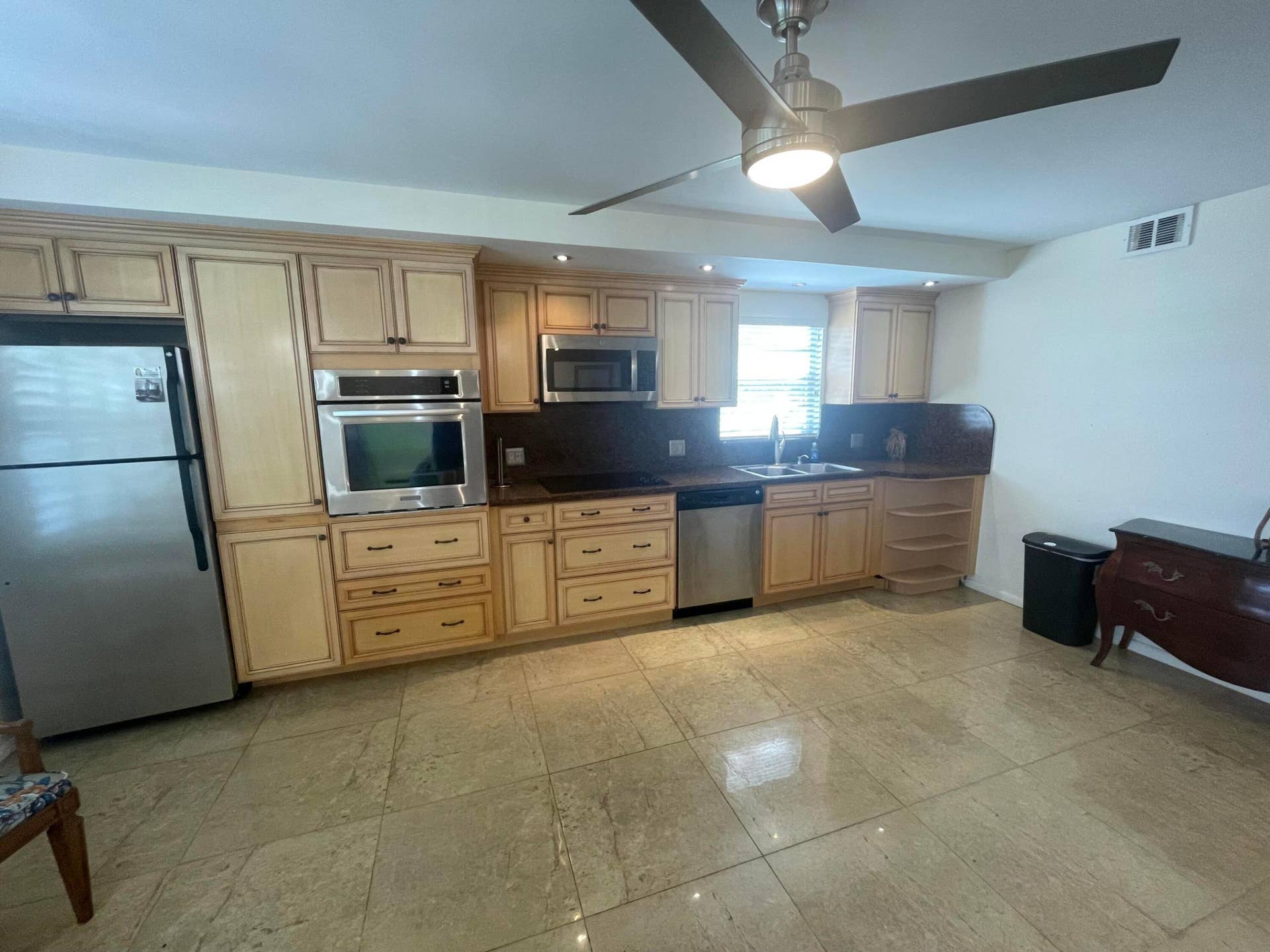 Renovated Kitchen with Upgraded Cabinets, Stainless Steel Appliances