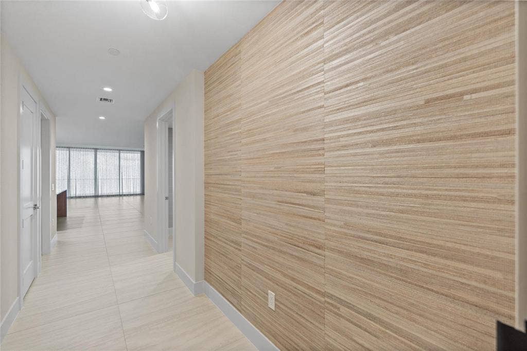 153 N Seabreeze Boulevard, #S-1501, Fort Lauderdale, FL 33304 selene