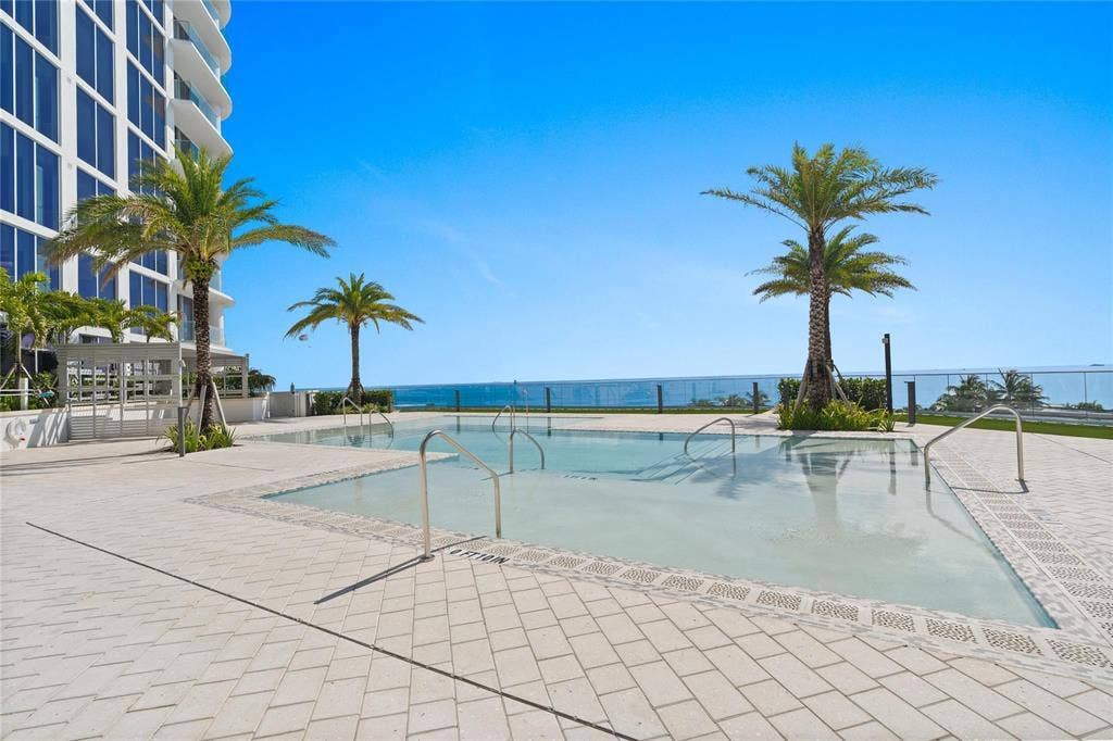 153 N Seabreeze Boulevard, #S-1501, Fort Lauderdale, FL 33304 selene15