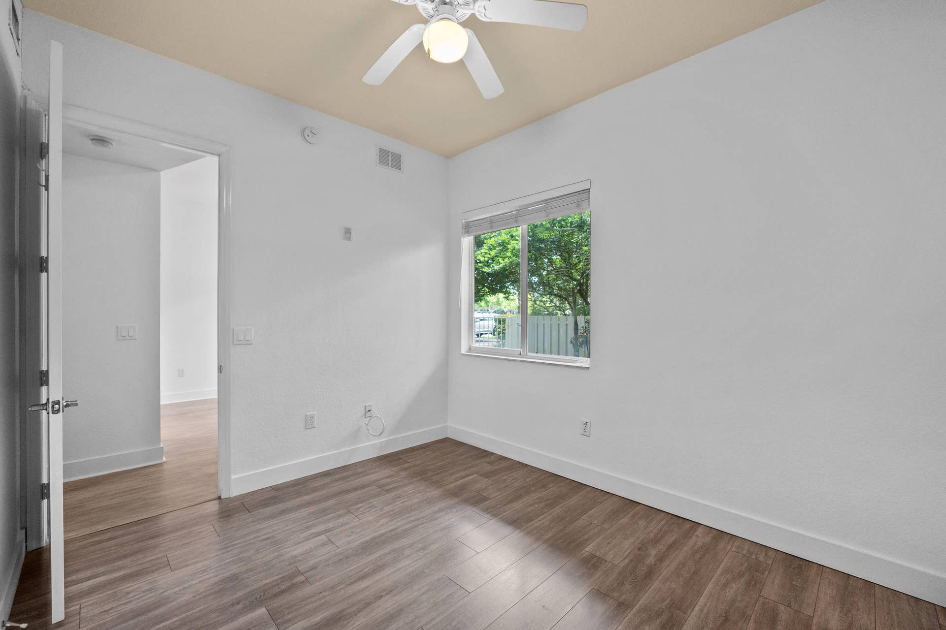 3500 Oaks Clubhouse Drive, #Apt 109, Pompano Beach, FL 33069 3500 Oaks Clubhouse Dr8
