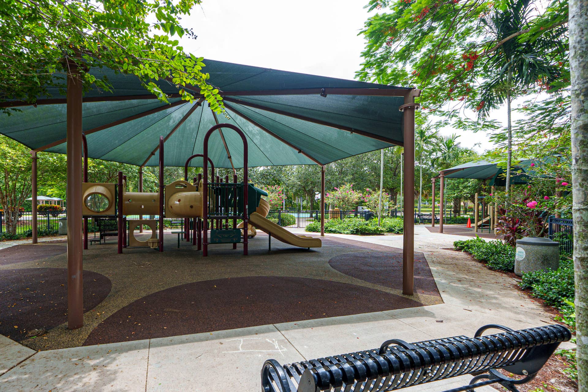 3500 Oaks Clubhouse Drive, #Apt 109, Pompano Beach, FL 33069 Ammenities-3