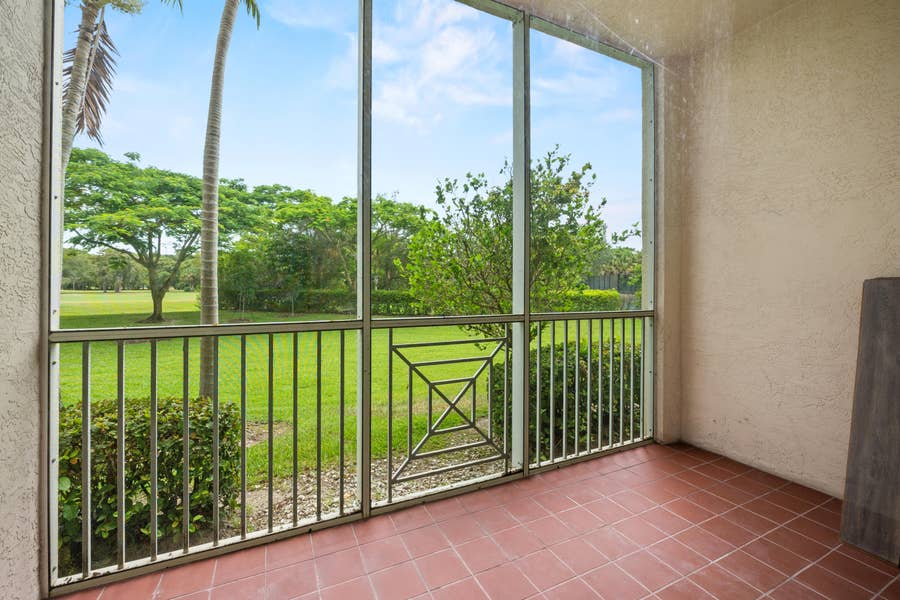 Property photo for 3500 Oaks Clubhouse Drive, #Apt 109, Pompano Beach, FL