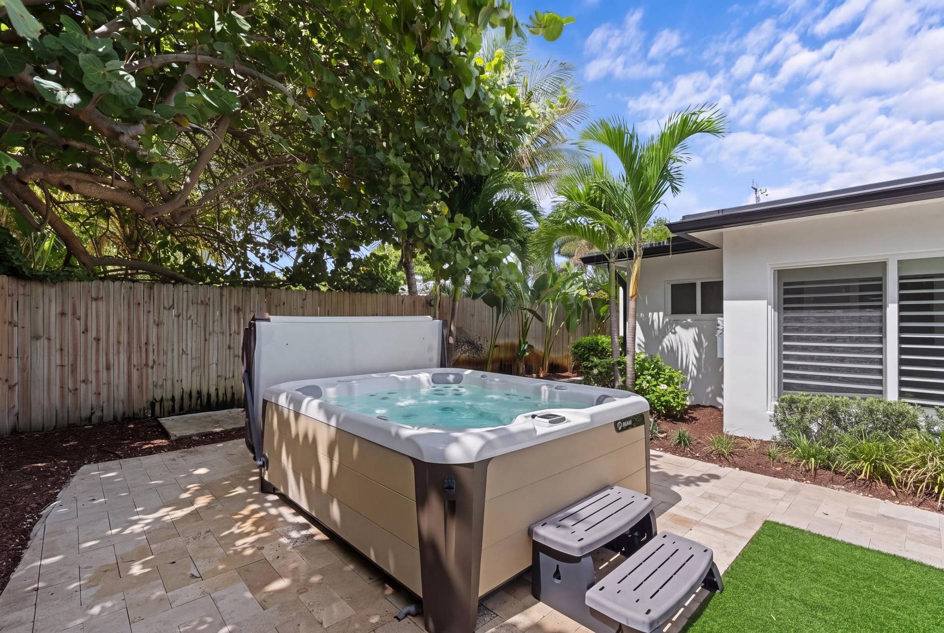 450 NE 5TH Circle, Boca Raton, Boca Raton, FL 33431 450 NE 5TH Circle