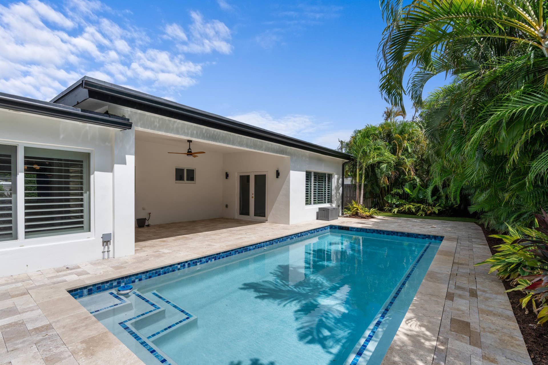 450 NE 5TH Circle, Boca Raton, Boca Raton, FL 33431 450 NE 5TH Circle