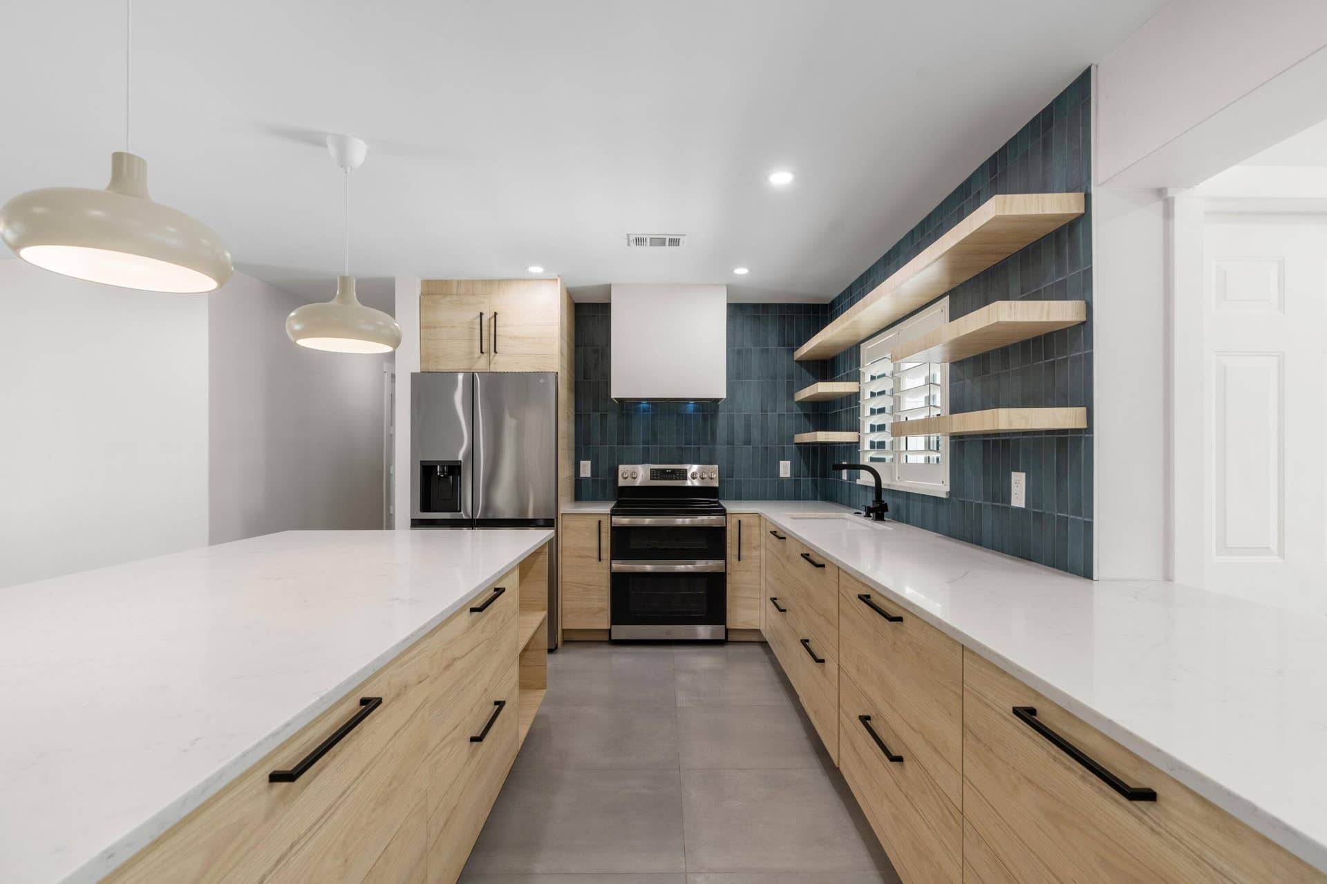 450 NE 5TH Circle, Boca Raton, Boca Raton, FL 33431 450 NE 5TH Circle