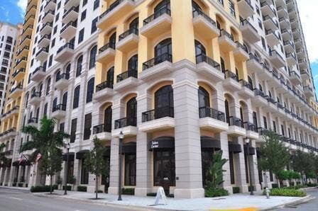 100% Walkability & 10 Minutes to Palm Beach International Airport