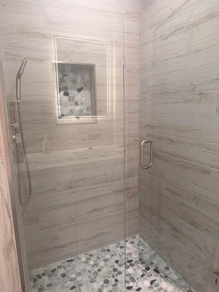 Primary Bath 2rb
