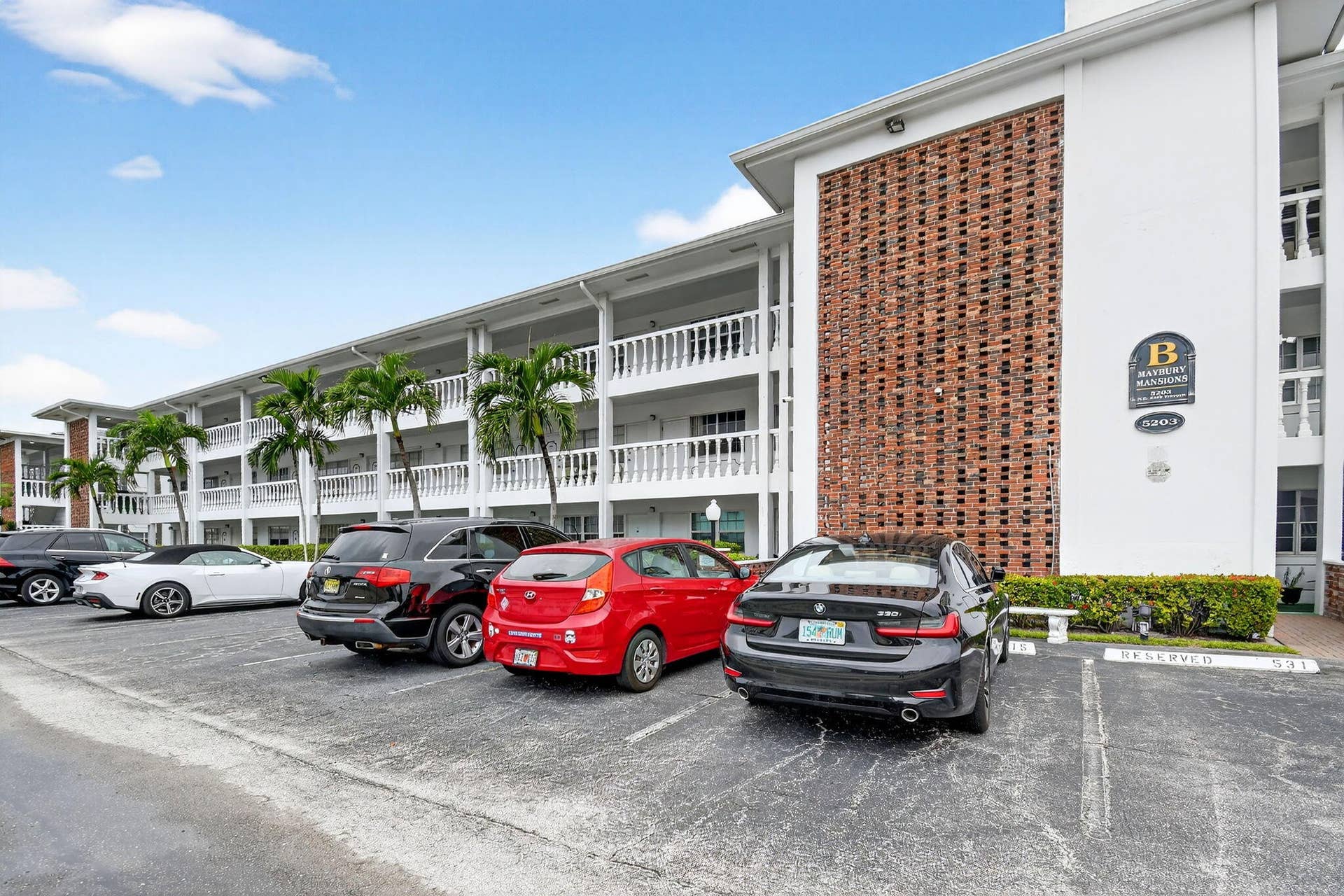 5203 NE 24th Terrace, #B105, Fort Lauderdale, FL 33308 Front