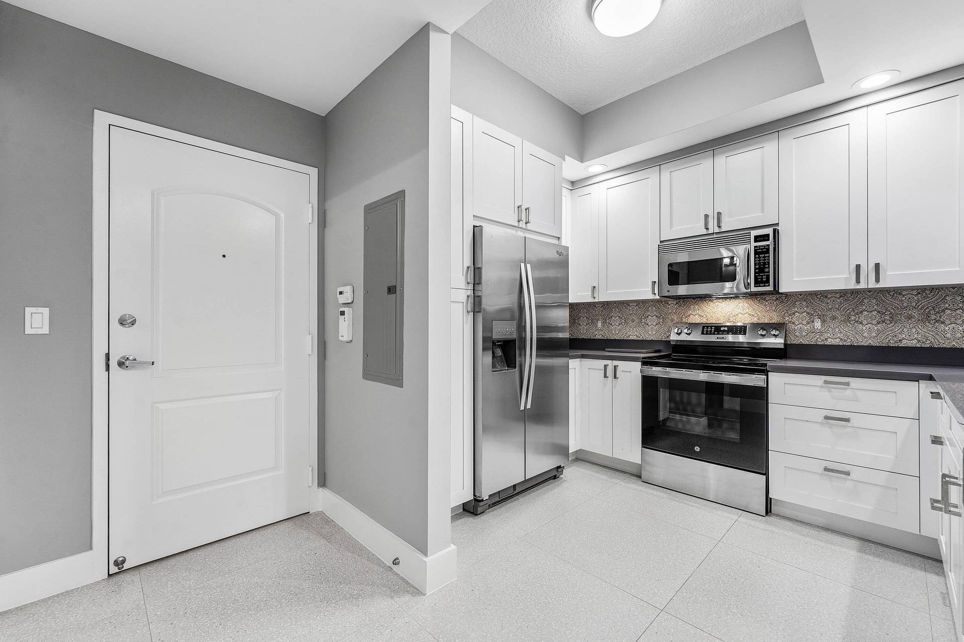 004-801SouthOliveAvenue-Unit820-WestPalm