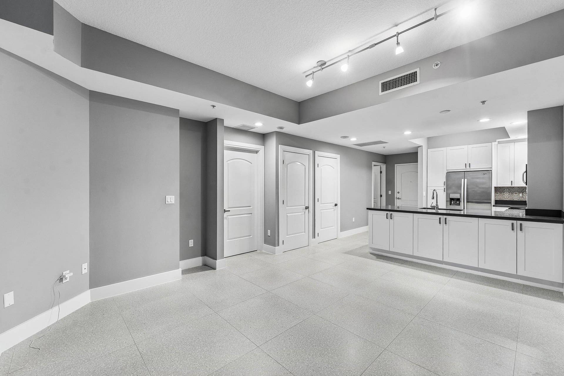 011-801SouthOliveAvenue-Unit820-WestPalm
