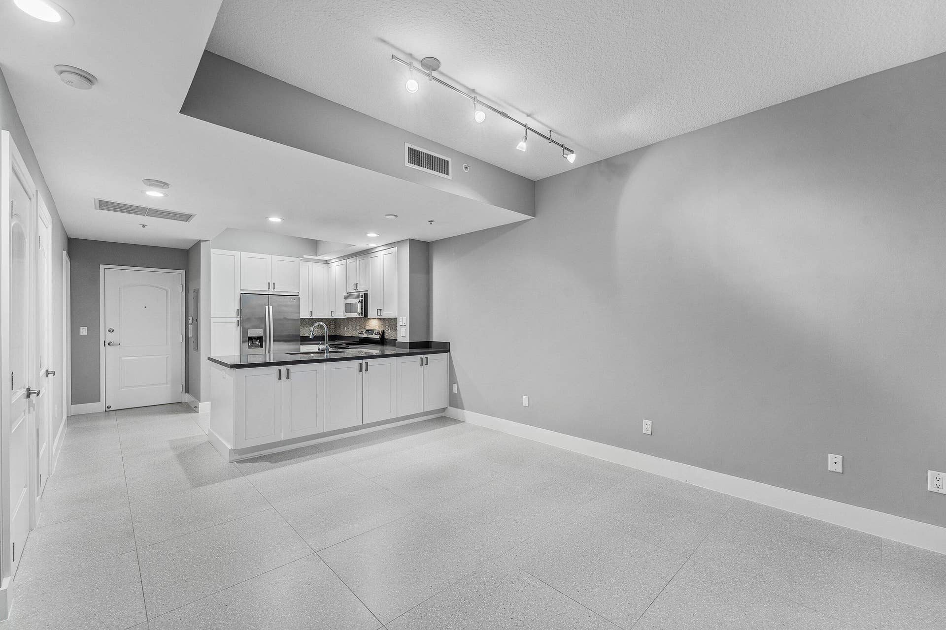 012-801SouthOliveAvenue-Unit820-WestPalm