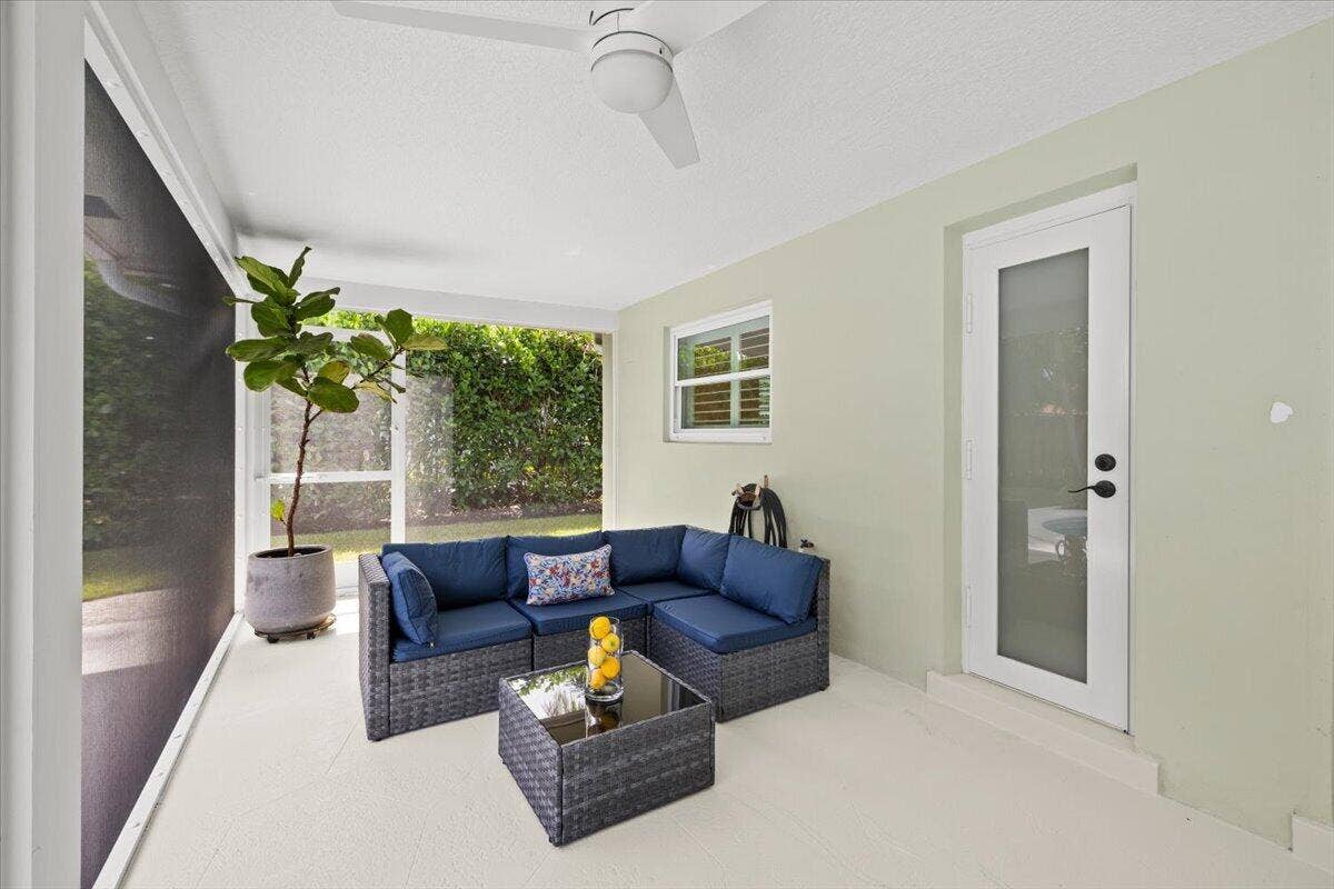 Cabana Bath Access