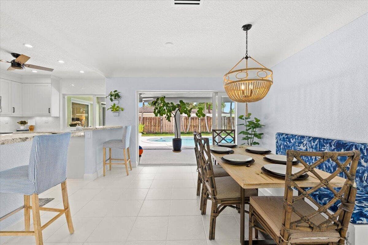 Dining Area | Direct Patio Access