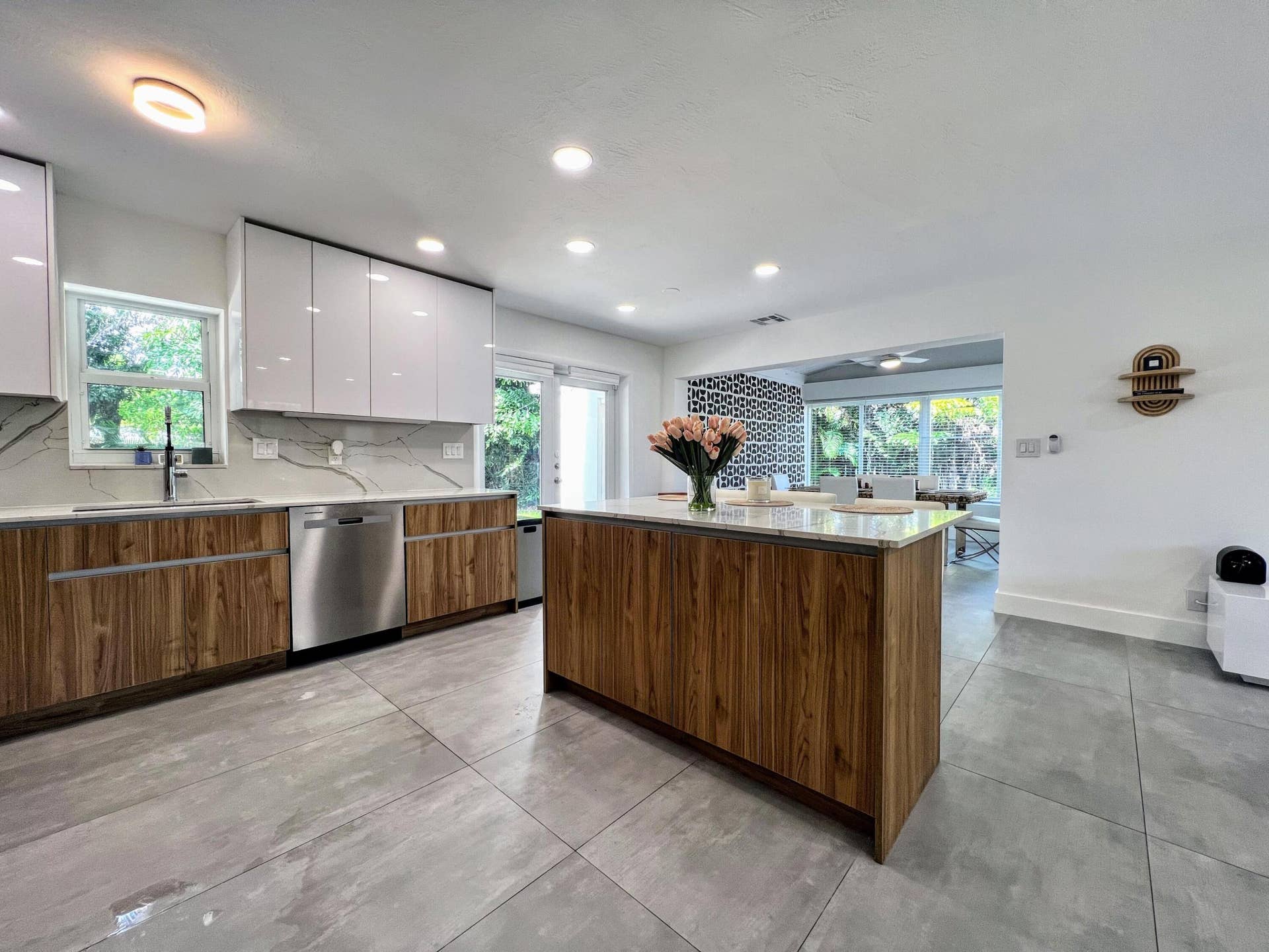 317 NW 26TH Court, Wilton Manors, FL 33311 IMG_1830
