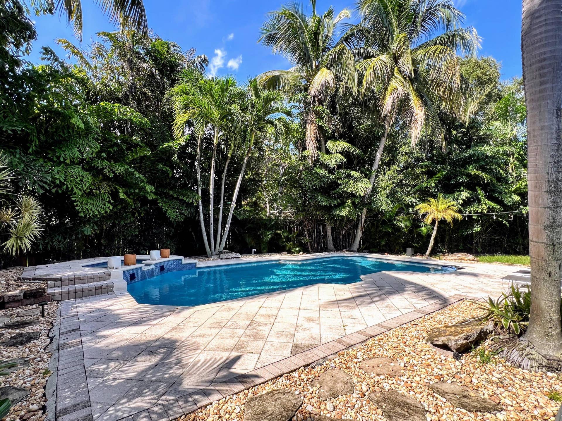 317 NW 26TH Court, Wilton Manors, FL 33311 IMG_1891