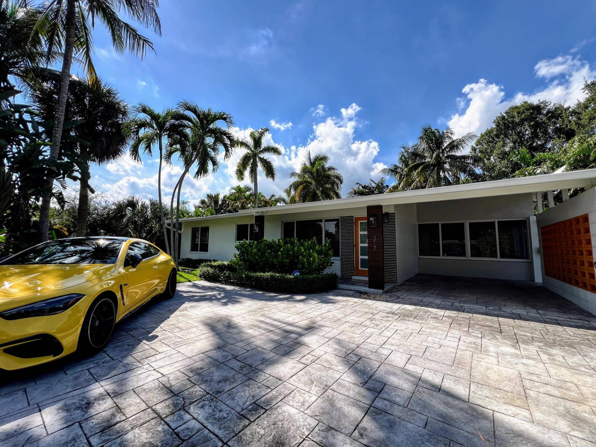 317 NW 26TH Court, Wilton Manors, FL 33311 IMG_1885