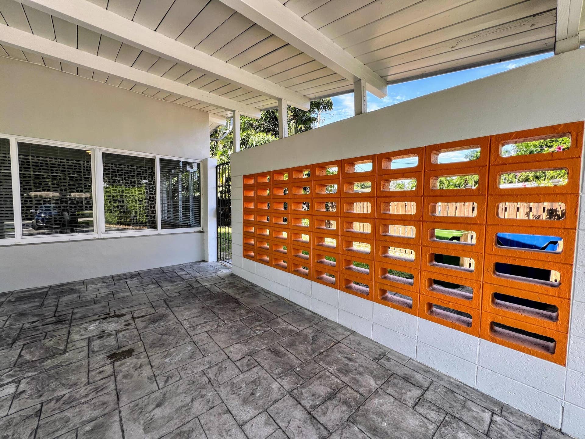 317 NW 26TH Court, Wilton Manors, FL 33311 IMG_1881