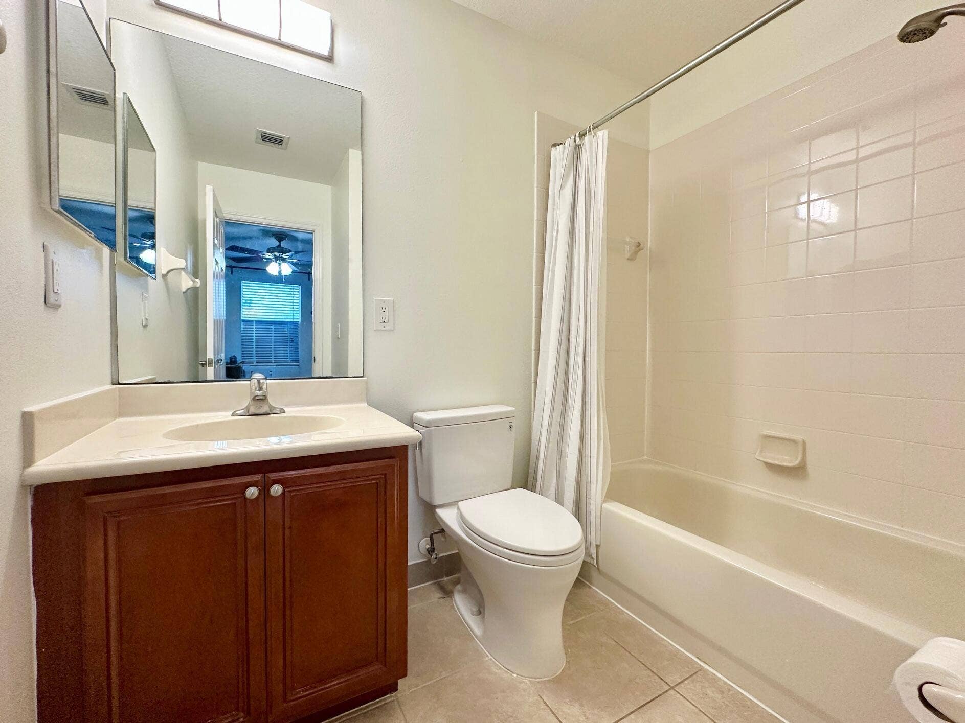 4178 CASCADE Terrace, #4178, Weston, Weston, FL 33332 CD06E406-9340-4511-B743-2129B1A1DABB