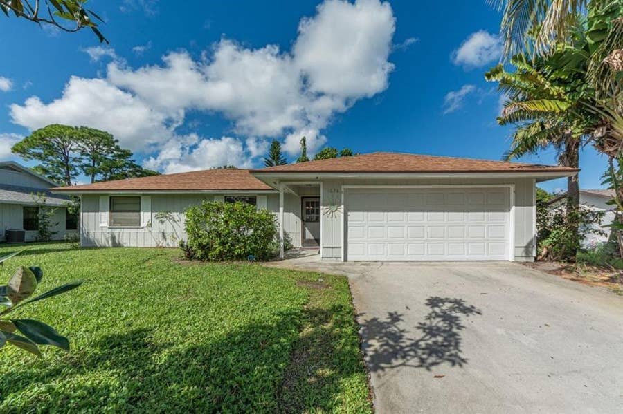 Property photo for 1636 20th Place SW, Vero Beach, FL