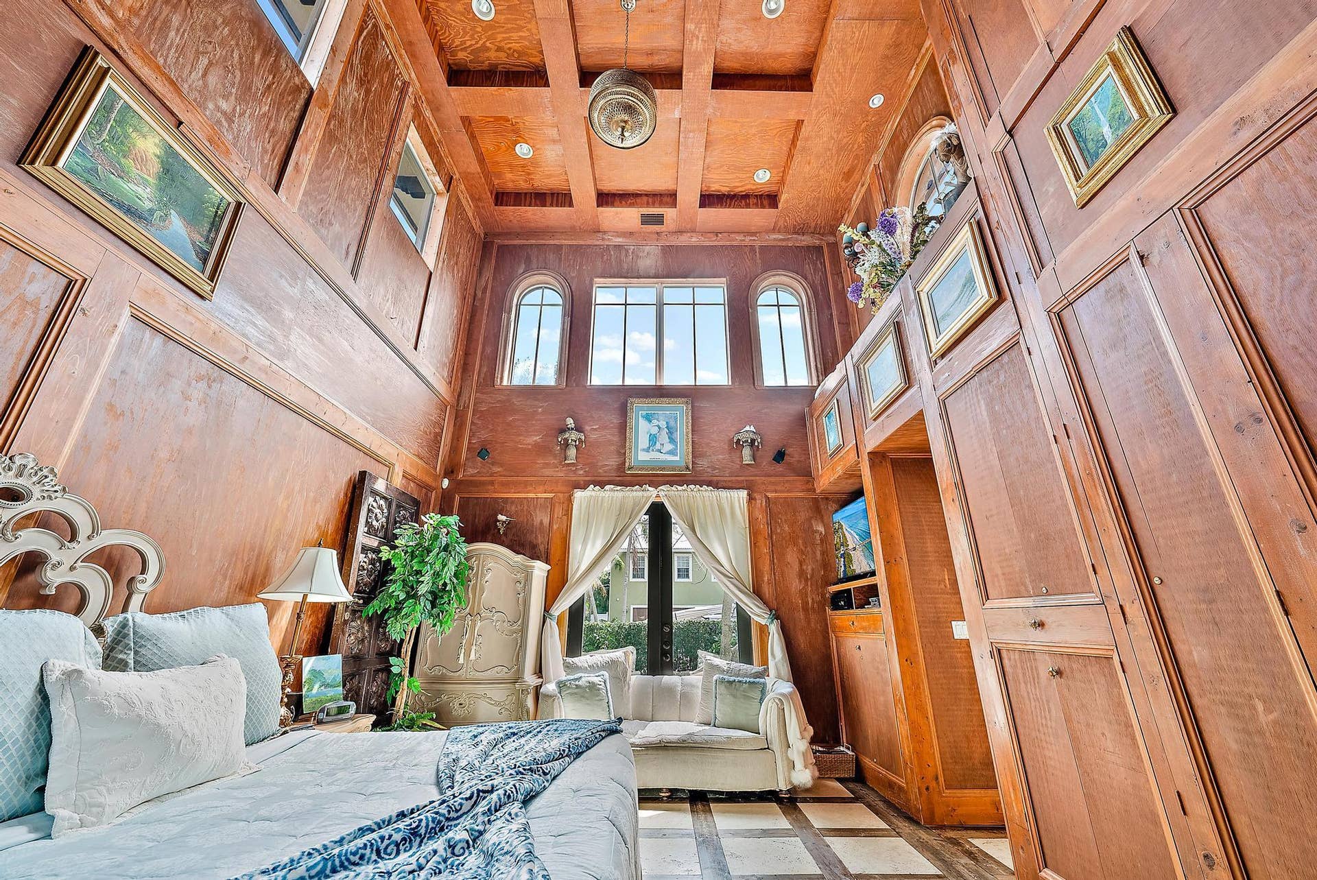 245 Arlington Rd -12