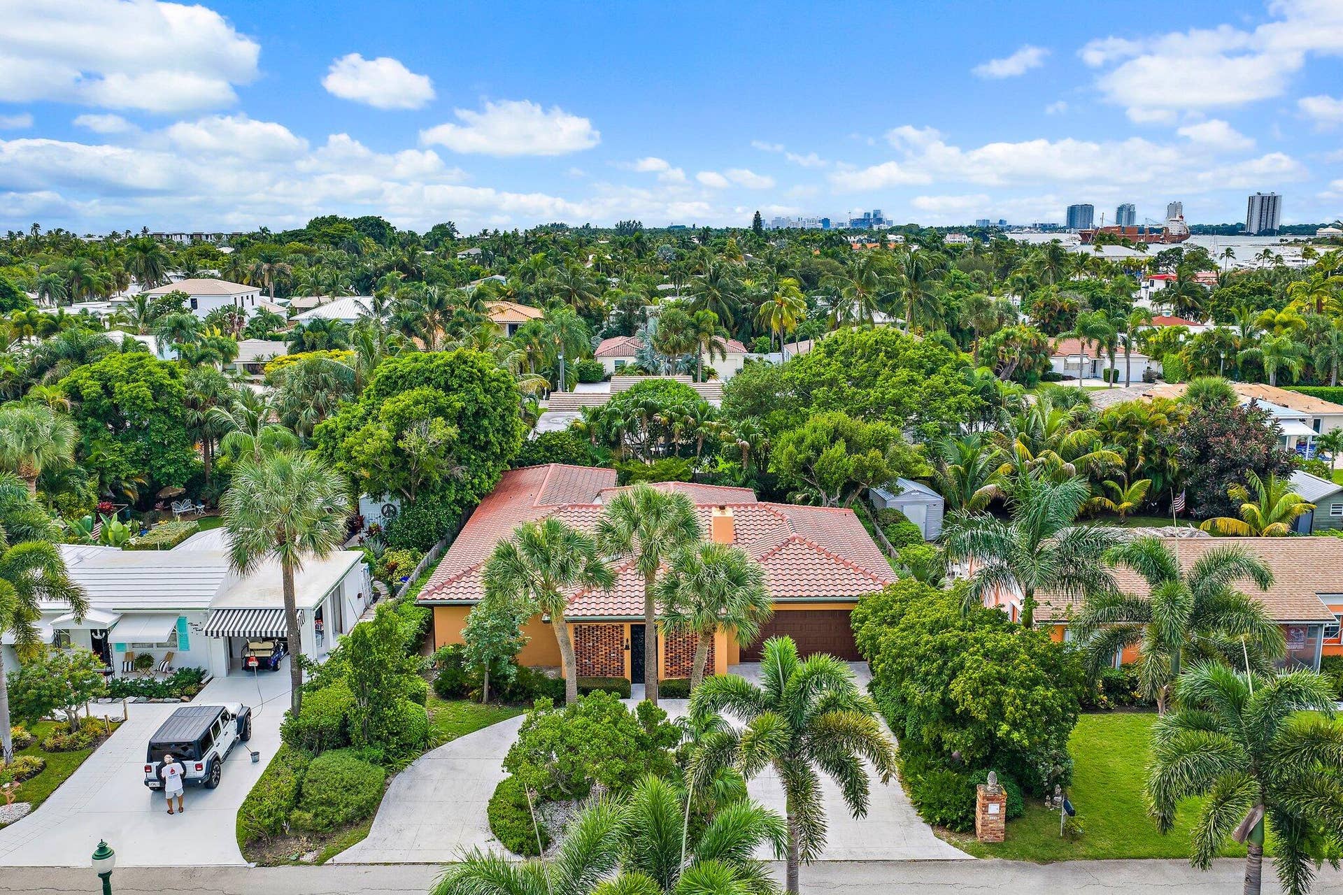 324 Sandal Lane, Palm Beach Shores, FL 33404 Aerial
